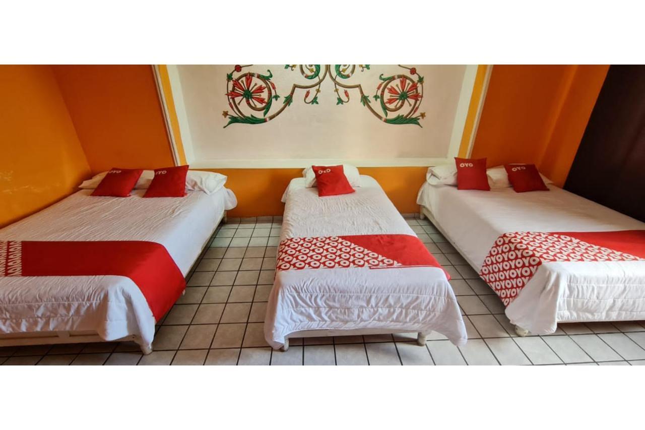 Oyo Hotel Casino Del Valle, Matehuala Kültér fotó