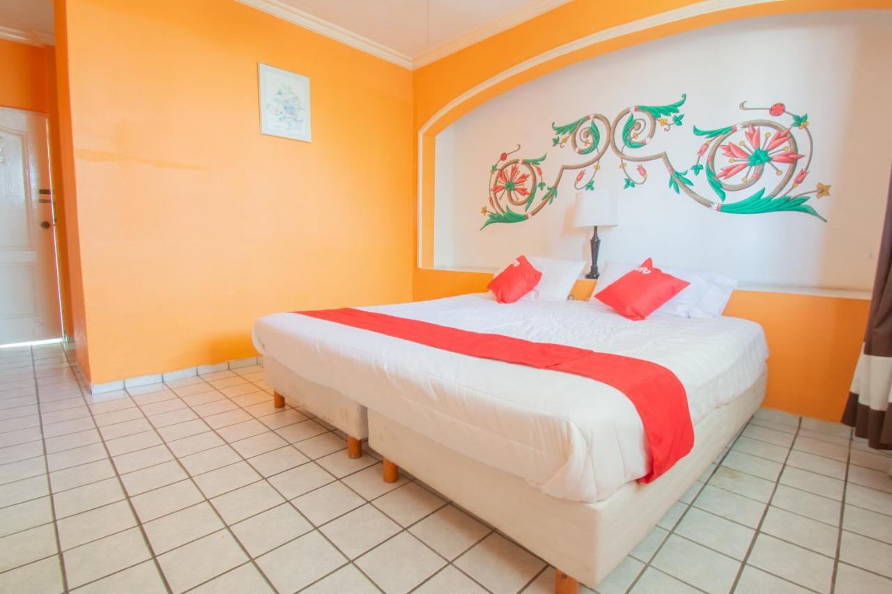 Oyo Hotel Casino Del Valle, Matehuala Kültér fotó