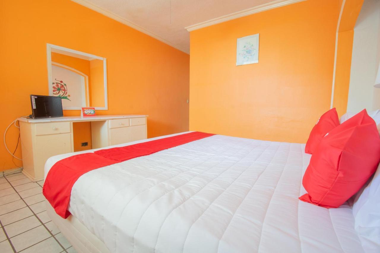Oyo Hotel Casino Del Valle, Matehuala Kültér fotó