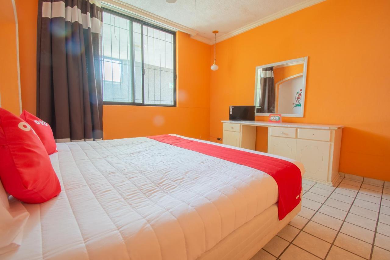 Oyo Hotel Casino Del Valle, Matehuala Kültér fotó