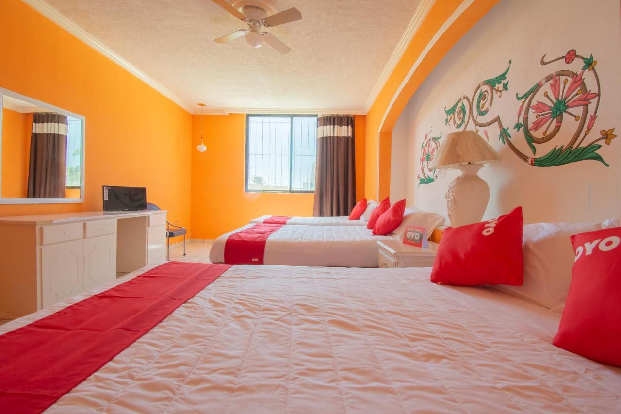 Oyo Hotel Casino Del Valle, Matehuala Kültér fotó